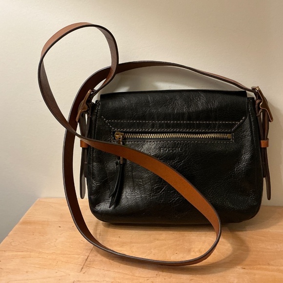 Fossil Medium Flap Messenger Back - Picture 2 of 5